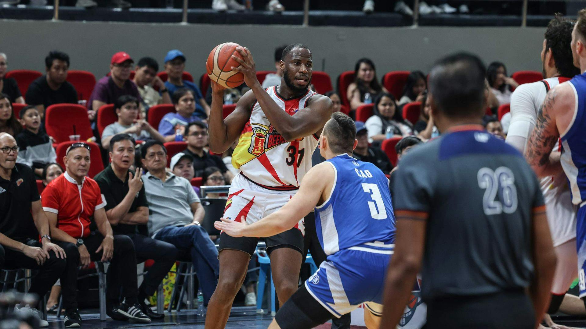 Leo Austria feels new San Miguel import Jabari Narcis has more to show